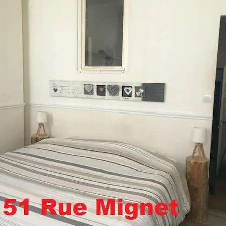 Apartment Nuitees Aixoises